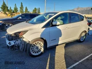 ✅ 2013 Ford C-Max SE • VIN: 1FADP5AUXDL551817 • Лот: 95706385. Опубликован ранее на Copart с пробегом 220 177 миль. Бесплатный доступ к архиву аукционных продаж из США и подробный отчёт об истории автомобиля на DreamBid. Изображение 1.