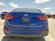 2020 Hyundai Accent Limited z VIN 3KPC34A61LE120724, wystawiony jako Copart lot #60055465 z przebiegiem 71 687 mil mil oraz Czysty tytuł • Clean title. Historia ofert i sprzedaży dostępna na DreamBid. Obrazek 6.