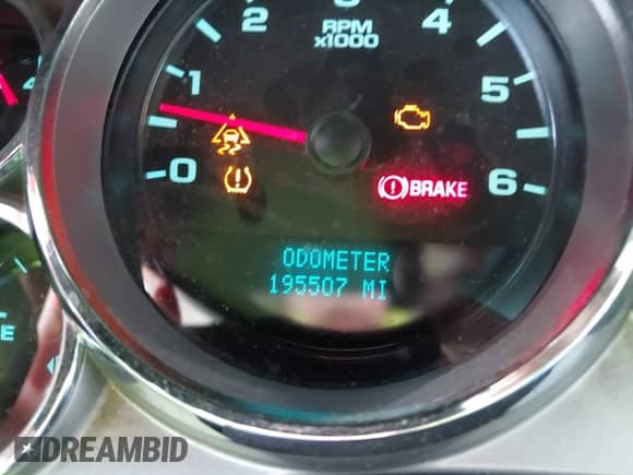 2010 Chevrolet Silverado 2500HD Work Truck z VIN 1GC4KVBG3AF157992, wystawiony jako IAAI lot #42716424 z przebiegiem 195 507 mil mil oraz . Historia ofert i sprzedaży dostępna na DreamBid. Obrazek 15.