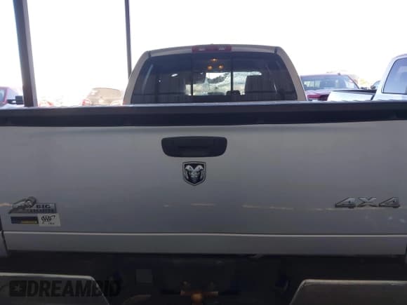 ✅ 2008 Dodge 1500 ST • VIN: 1D7HU18N28S535558 • Лот: 41139023. Опубликован ранее на IAAI с пробегом 172 920 миль. Бесплатный доступ к архиву аукционных продаж из США и подробный отчёт об истории автомобиля на DreamBid. Изображение 17.