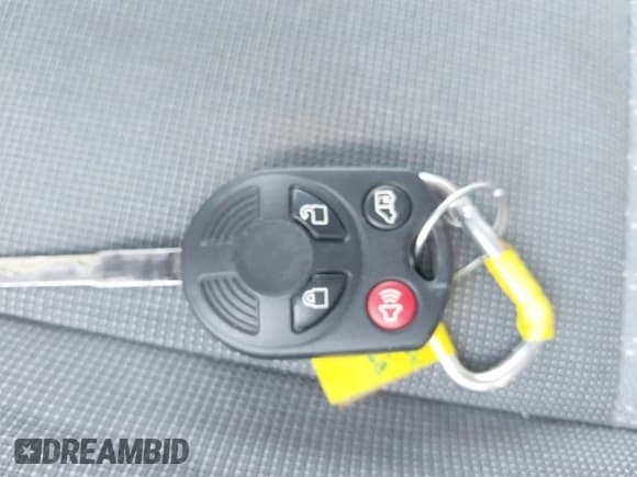 ✅ 2015 Ford Transit Cargo • VIN: 1FTYE1YM9FKA27910 • Лот: 39414304. Опубликован ранее на IAAI с пробегом 156 451 миль. Бесплатный доступ к архиву аукционных продаж из США и подробный отчёт об истории автомобиля на DreamBid. Изображение 11.