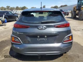 ✅ 2020 Hyundai Kona SE • VIN: KM8K12AA0LU502797 • Лот: 57085974. Опубликован ранее на Copart с пробегом 124 593 миль. Бесплатный доступ к архиву аукционных продаж из США и подробный отчёт об истории автомобиля на DreamBid. Изображение 6.
