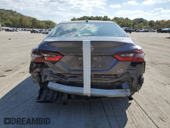 ✅ 2022 Toyota Camry LE • VIN: 4T1R11BK0NU065970 • Lot: 80167425. Listed on Copart with 42,215 mi. Free auction sales archive from the USA and detailed vehicle history report at DreamBid. Image 6.