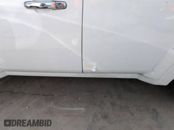 2006 Chevrolet HHR LT z VIN 3GNDA23PX6S642897, wystawiony jako Copart lot #74695504 z przebiegiem Nie podano mil oraz Szkoda całkowita • Salvage title. Historia ofert i sprzedaży dostępna na DreamBid. Obrazek 13.