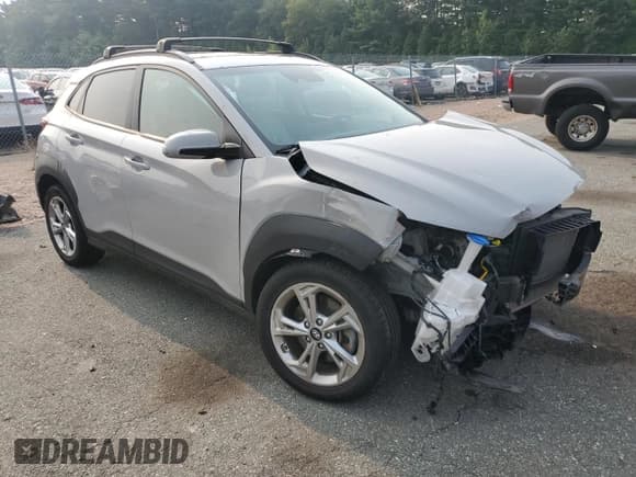 ✅ 2022 Hyundai Kona SEL • VIN: KM8K3CAB3NU916152 • Lot: 67687415. Listed on Copart with 31,823 mi. Free auction sales archive from the USA and detailed vehicle history report at DreamBid. Image 4.