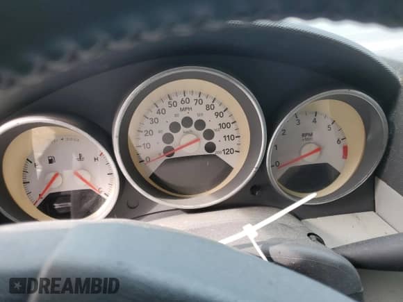 2007 Dodge Caliber R/T с VIN 1B3HE78K67D355116, выставлен на аукционе Copart как лот 55466984 с пробегом Не указан миль и На запчасти • Non repairable. История ставок и продаж доступна на DreamBid. Изображение 8.