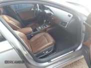 ✅ 2016 Audi A6 Prestige • VIN: WAUHGAFC7GN006264 • Lot: 43786608. Wystawiony na IAAI z przebiegiem 129 891 mil. Bezpłatny archiwum sprzedaży aukcyjnych z USA i szczegółowy raport historii pojazdu na DreamBid. Zdjęcie 5.