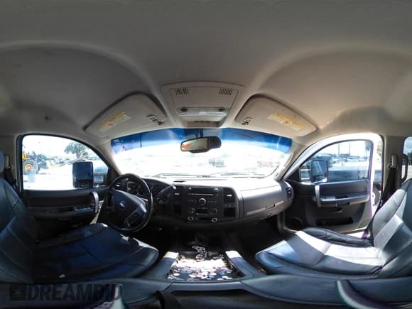 ✅ 2008 Chevrolet Silverado 2500HD 1LT • VIN: 1GCHC23648F108250 • Lot: 42503346. Wystawiony na IAAI z przebiegiem 306 258 mil. Bezpłatny archiwum sprzedaży aukcyjnych z USA i szczegółowy raport historii pojazdu na DreamBid. Zdjęcie 18.