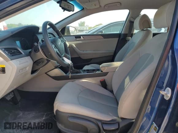 ✅ 2017 Hyundai Sonata SE • VIN: 5NPE24AF3HH502350 • Lot: 51631003. Listed on Copart with 62,738 mi. Free auction sales archive from the USA and detailed vehicle history report at DreamBid. Image 7.