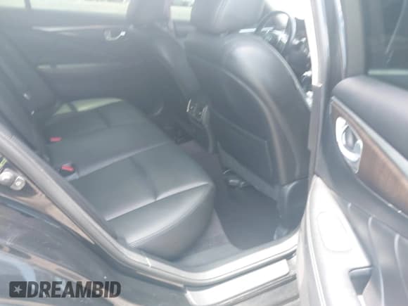 ✅ 2018 Infiniti Q50 Luxe • VIN: JN1EV7AP3JM356824 • Lot: 42233119. Listed on IAAI with 172,183 mi. Free auction sales archive from the USA and detailed vehicle history report at DreamBid. Image 8.