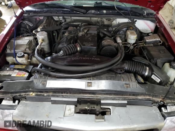 ✅ 2003 GMC Sonoma SL • VIN: 1GTCS14H138149133 • Лот: 73502704. Опубликован ранее на Copart с пробегом 153 008 миль. Бесплатный доступ к архиву аукционных продаж из США и подробный отчёт об истории автомобиля на DreamBid. Изображение 11.