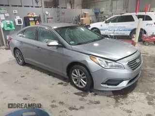 2016 Hyundai Sonata SE z VIN 5NPE24AF2GH303675, wystawiony jako IAAI lot #43445447 z przebiegiem 187 797 mil mil oraz . Historia ofert i sprzedaży dostępna na DreamBid. Obrazek 1.