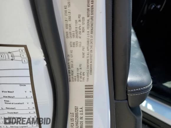 ✅ 2025 Jeep Grand Cherokee Altitude • VIN: 1C4RJHAG2S8657207 • Lot: 68435995. Wystawiony na Copart z przebiegiem 4 615 mil. Bezpłatny archiwum sprzedaży aukcyjnych z USA i szczegółowy raport historii pojazdu na DreamBid. Zdjęcie 13.