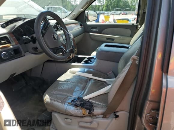 ✅ 2007 Chevrolet Avalanche 2LT • VIN: 3GNEC12J07G224617 • Lot: 55960925. Listed on Copart with 244,565 mi. Free auction sales archive from the USA and detailed vehicle history report at DreamBid. Image 7.