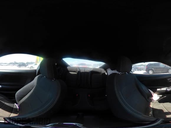 ✅ 2016 Ford Mustang V6 • VIN: 1FA6P8AM9G5265654 • Lot: 43205568. Wystawiony na IAAI z przebiegiem 142 197 mil. Bezpłatny archiwum sprzedaży aukcyjnych z USA i szczegółowy raport historii pojazdu na DreamBid. Zdjęcie 18.