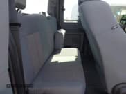 ✅ 2013 Ford F-250 XL • VIN: 1FT7X2B61DEB53308 • Lot: 42825106. Wystawiony na IAAI z przebiegiem 177 362 mil. Bezpłatny archiwum sprzedaży aukcyjnych z USA i szczegółowy raport historii pojazdu na DreamBid. Zdjęcie 8.