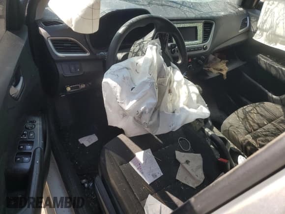 ✅ 2018 Hyundai Accent SE • VIN: 3KPC24A31JE012741 • Лот: 71312345. Опубликован ранее на Copart с пробегом 138 750 миль. Бесплатный доступ к архиву аукционных продаж из США и подробный отчёт об истории автомобиля на DreamBid. Изображение 8.