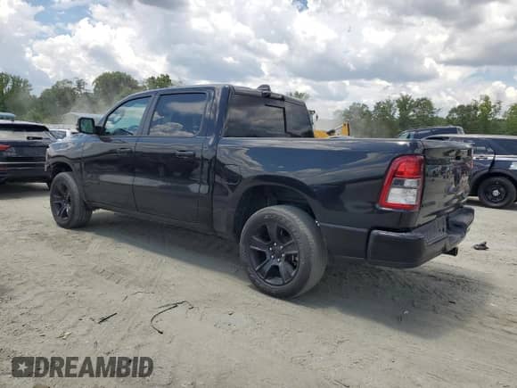 2024 Ram 1500 Big Horn z VIN 1C6RRFFG9RN189629, wystawiony jako Copart lot #65442855 z przebiegiem 27 333 mil mil oraz Szkoda całkowita • Salvage title. Historia ofert i sprzedaży dostępna na DreamBid. Obrazek 2.