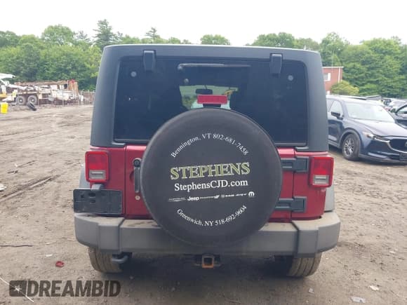 ✅ 2013 Jeep Wrangler Unlimited Sport • VIN: 1C4HJWDG7DL516077 • Лот: 42521985. Опубликован ранее на IAAI с пробегом 169 299 миль. Бесплатный доступ к архиву аукционных продаж из США и подробный отчёт об истории автомобиля на DreamBid. Изображение 16.