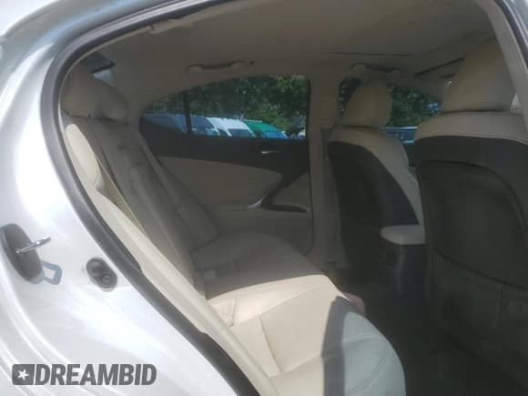 ✅ 2011 Lexus IS 250 • VIN: JTHCF5C2XB5047594 • Lot: 59102475. Listed on Copart with 152,964 mi. Free auction sales archive from the USA and detailed vehicle history report at DreamBid. Image 10.