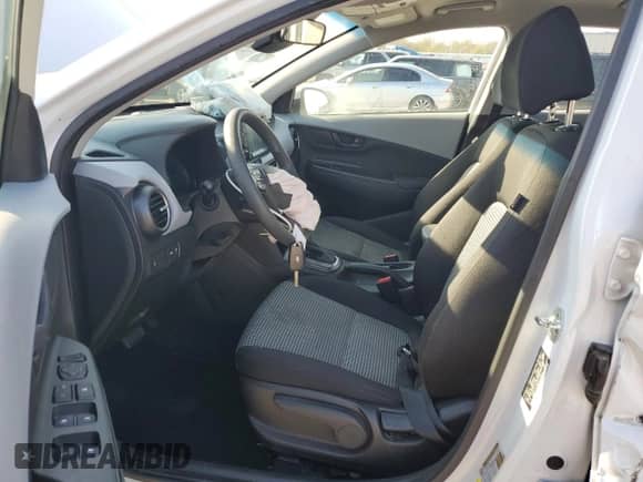 2019 Hyundai Kona SE with VIN KM8K12AA5KU316557, listed as a Copart auction lot 70407322 with 98,400 mi miles and . Bid and sale history available at DreamBid. Image 7.