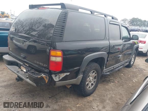 ✅ 2002 Chevrolet Suburban LS • VIN: 3GNFK16Z72G334323 • Лот: 41210480. Опубликован ранее на IAAI с пробегом 311 193 миль. Бесплатный доступ к архиву аукционных продаж из США и подробный отчёт об истории автомобиля на DreamBid. Изображение 4.
