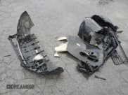 ✅ 2013 Ford Escape SE • VIN: 1FMCU0G9XDUA21874 • Lot: 85776395. Wystawiony na Copart z przebiegiem 201 652 mil. Bezpłatny archiwum sprzedaży aukcyjnych z USA i szczegółowy raport historii pojazdu na DreamBid. Zdjęcie 13.