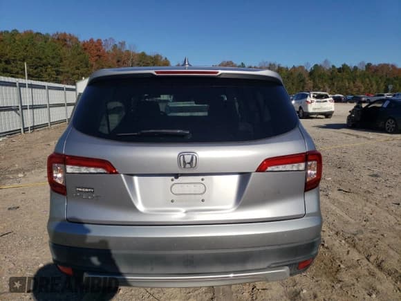 ✅ 2020 Honda Pilot EX-L • VIN: 5FNYF5H5XLB022141 • Lot: 92234855. Wystawiony na Copart z przebiegiem 30 466 mil. Bezpłatny archiwum sprzedaży aukcyjnych z USA i szczegółowy raport historii pojazdu na DreamBid. Zdjęcie 6.