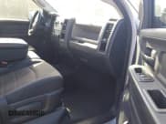 ✅ 2009 Dodge 1500 ST • VIN: 1D3HB18K29S806066 • Lot: 42143935. Wystawiony na IAAI z przebiegiem 246 076 mil. Bezpłatny archiwum sprzedaży aukcyjnych z USA i szczegółowy raport historii pojazdu na DreamBid. Zdjęcie 5.