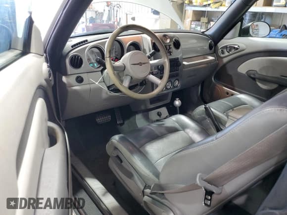 ✅ 2006 Chrysler PT Cruiser GT • VIN: 3C3HY75S76T252083 • Лот: 49974475. Опубликован ранее на Copart с пробегом 99 504 миль. Бесплатный доступ к архиву аукционных продаж из США и подробный отчёт об истории автомобиля на DreamBid. Изображение 8.