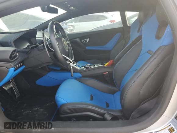 ✅ 2021 Lamborghini Huracan • VIN: ZHWUF5ZF2MLA17322 • Lot: 74884884. Listed on Copart with 11,078 mi. Free auction sales archive from the USA and detailed vehicle history report at DreamBid. Image 7.