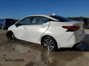 ✅ 2020 Nissan Versa SV • VIN: 3N1CN8EV9LL886394 • Lot: 91022335. Wystawiony na Copart z przebiegiem 78 700 mil. Bezpłatny archiwum sprzedaży aukcyjnych z USA i szczegółowy raport historii pojazdu na DreamBid. Zdjęcie 2.