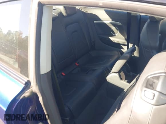 ✅ 2014 Audi A5 Premium Plus • VIN: WAULFAFR7EA067328 • Лот: 43598313. Опубликован ранее на IAAI с пробегом 139 966 миль. Бесплатный доступ к архиву аукционных продаж из США и подробный отчёт об истории автомобиля на DreamBid. Изображение 8.