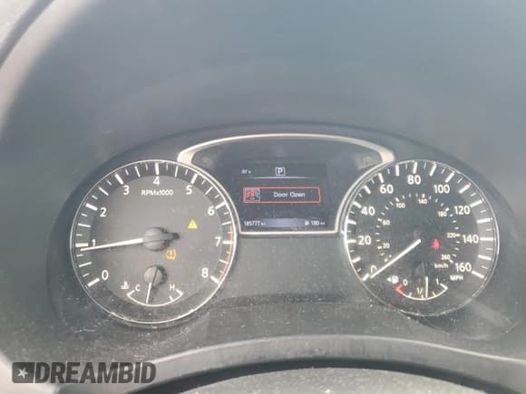 ✅ 2017 Nissan Altima S • VIN: 1N4AL3AP5HC264744 • Lot: 85710415. Wystawiony na Copart z przebiegiem 185 777 mil. Bezpłatny archiwum sprzedaży aukcyjnych z USA i szczegółowy raport historii pojazdu na DreamBid. Zdjęcie 9.