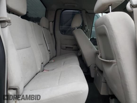 ✅ 2008 Chevrolet Silverado 1500 2LT • VIN: 2GCEC19J881210019 • Lot: 41699385. Wystawiony na Copart z przebiegiem 168 940 mil. Bezpłatny archiwum sprzedaży aukcyjnych z USA i szczegółowy raport historii pojazdu na DreamBid. Zdjęcie 10.