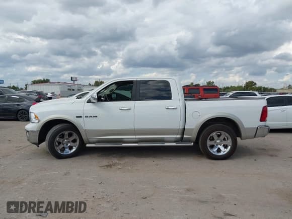 ✅ 2010 Dodge 1500 SLT • VIN: 1D7RV1CTXAS254072 • Lot: 43477450. Wystawiony na IAAI z przebiegiem 186 576 mil. Bezpłatny archiwum sprzedaży aukcyjnych z USA i szczegółowy raport historii pojazdu na DreamBid. Zdjęcie 14.