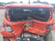 ✅ 2020 Jeep Renegade Altitude • VIN: ZACNJABB6LPL11581 • Lot: 42225447. Listed on IAAI with Not provided. Free auction sales archive from the USA and detailed vehicle history report at DreamBid. Image 6.