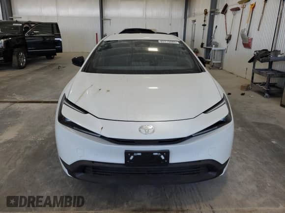 2024 Toyota Prius Limited with VIN JTDADABU9R3017082, listed as a Copart auction lot 85710085 with 9,983 mi miles and Salvage title. Bid and sale history available at DreamBid. Image 5.