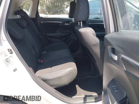 ✅ 2015 Honda Fit LX • VIN: 3HGGK5H58FM784019 • Lot: 42332884. Listed on IAAI with 123,675 mi. Free auction sales archive from the USA and detailed vehicle history report at DreamBid. Image 8.