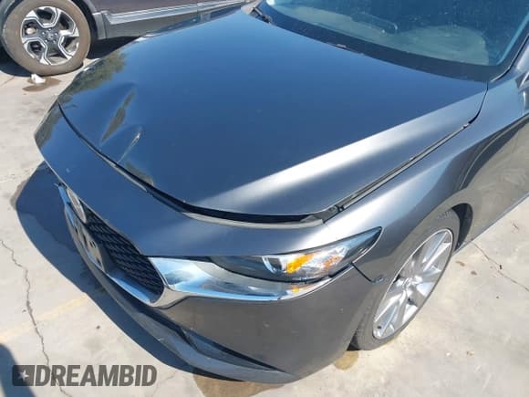 ✅ 2021 Mazda 3 Preferred • VIN: JM1BPACL6M1314753 • Lot: 43449899. Wystawiony na IAAI z przebiegiem 95 807 mil. Bezpłatny archiwum sprzedaży aukcyjnych z USA i szczegółowy raport historii pojazdu na DreamBid. Zdjęcie 19.