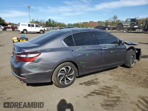 ✅ 2016 Honda Accord EX-L • VIN: 1HGCR3F04GA009155 • Лот: 87052685. Опубликован ранее на Copart с пробегом 135 876 миль. Бесплатный доступ к архиву аукционных продаж из США и подробный отчёт об истории автомобиля на DreamBid. Изображение 3.