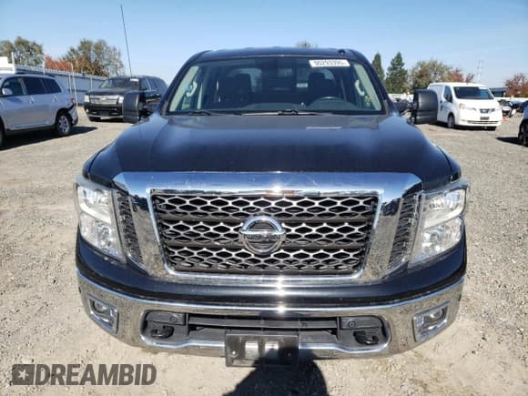 ✅ 2017 Nissan Titan Pro-4X • VIN: 1N6AA1E59HN570084 • Лот: 90293395. Опубликован ранее на Copart с пробегом 126 506 миль. Бесплатный доступ к архиву аукционных продаж из США и подробный отчёт об истории автомобиля на DreamBid. Изображение 5.