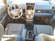 ✅ 2003 Honda Element EX • VIN: 5J6YH28523L027432 • Lot: 93004665. Listed on Copart with 268,415 mi. Free auction sales archive from the USA and detailed vehicle history report at DreamBid. Image 8.