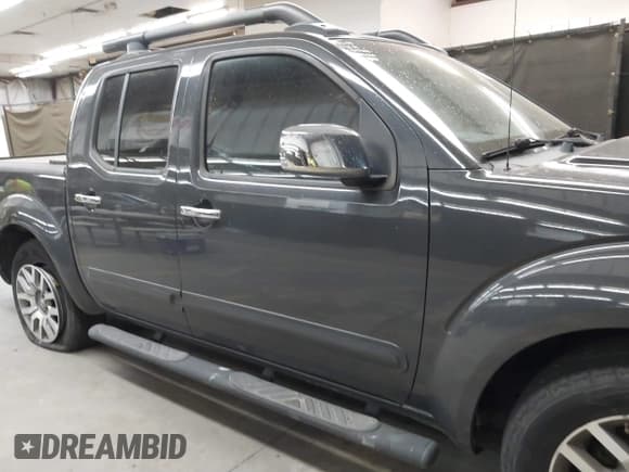 ✅ 2010 Nissan Frontier SE • VIN: 1N6AD0ER1AC422386 • Lot: 40995307. Wystawiony na IAAI z przebiegiem 195 742 mil. Bezpłatny archiwum sprzedaży aukcyjnych z USA i szczegółowy raport historii pojazdu na DreamBid. Zdjęcie 14.