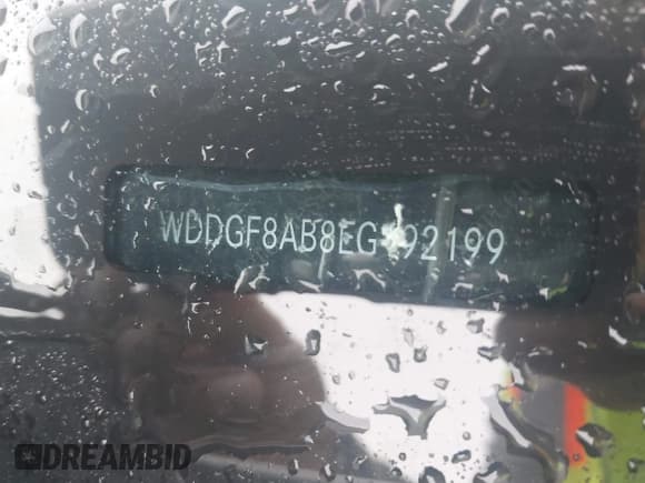 ✅ 2014 Mercedes-Benz C 300 Sport • VIN: WDDGF8AB8EG192199 • Лот: 43367732. Опубликован ранее на IAAI с пробегом 155 388 миль. Бесплатный доступ к архиву аукционных продаж из США и подробный отчёт об истории автомобиля на DreamBid. Изображение 17.