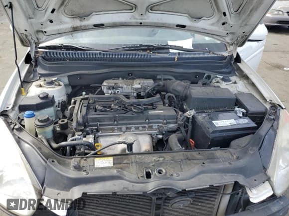 ✅ 2010 Hyundai Accent GLS • VIN: KMHCN4AC9AU420733 • Lot: 75124084. Listed on Copart with 314,996 mi. Free auction sales archive from the USA and detailed vehicle history report at DreamBid. Image 11.