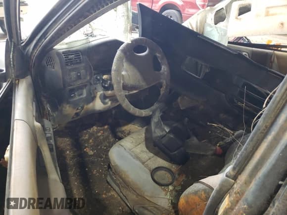 ✅ 1998 Honda Passport LX • VIN: 4S6CK58W3W4409210 • Лот: 55009334. Опубликован ранее на Copart с пробегом Не указан. Бесплатный доступ к архиву аукционных продаж из США и подробный отчёт об истории автомобиля на DreamBid. Изображение 8.