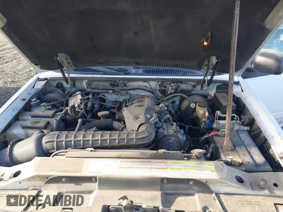 ✅ 1997 Ford Explorer Eddie Bauer • VIN: 1FMCU22X1VUB65493 • Лот: 41635783. Опубликован ранее на IAAI с пробегом 341 719 миль. Бесплатный доступ к архиву аукционных продаж из США и подробный отчёт об истории автомобиля на DreamBid. Изображение 10.