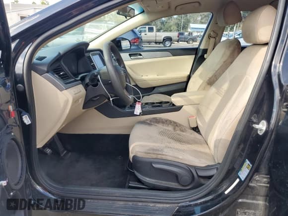 ✅ 2018 Hyundai Sonata SE • VIN: 5NPE24AF1JH699220 • Лот: 84283485. Опубликован ранее на Copart с пробегом 160 569 миль. Бесплатный доступ к архиву аукционных продаж из США и подробный отчёт об истории автомобиля на DreamBid. Изображение 7.