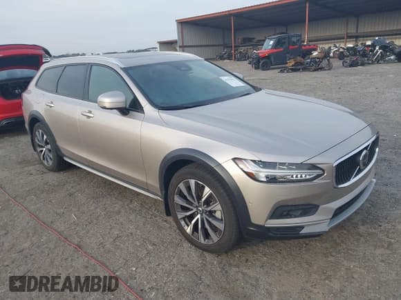 ✅ 2023 Volvo V90 • VIN: YV4062NZ0P1160513 • Lot: 41792915. Wystawiony na IAAI z przebiegiem 31 102 mil. Bezpłatny archiwum sprzedaży aukcyjnych z USA i szczegółowy raport historii pojazdu na DreamBid. Zdjęcie 1.